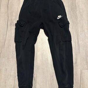 Nike men xs Black Joggers with Cargo Pockets